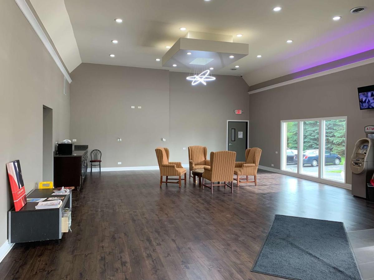 Studio 6 Rockford Luaran gambar